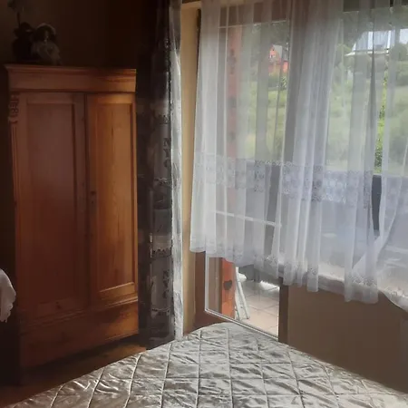 Contra Quarto em Acomodações Particulares