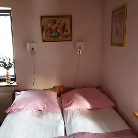 Contra Quarto em Acomodações Particulares *