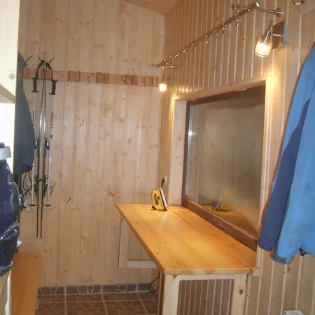 Quarto em Acomodações Particulares Contra *