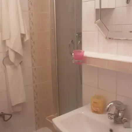 Contra Quarto em Acomodações Particulares