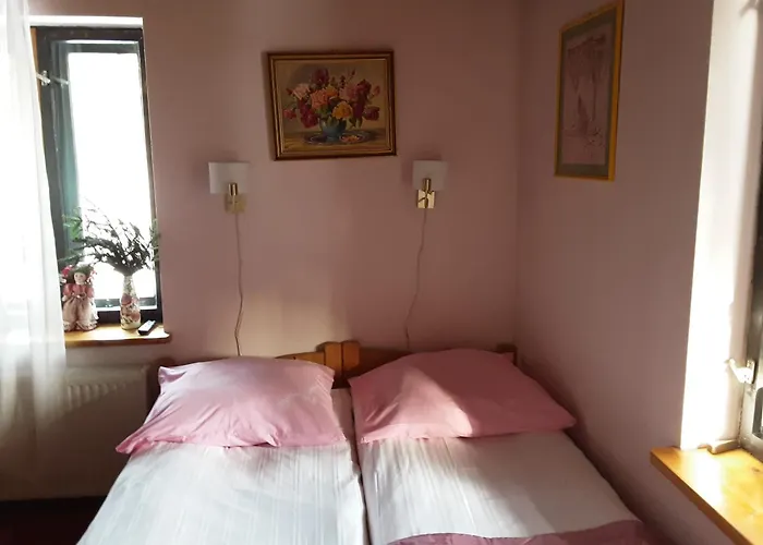 Contra Habitación en casa particular *