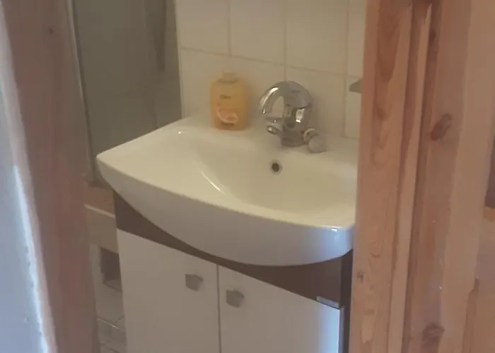 Contra Habitación en casa particular *